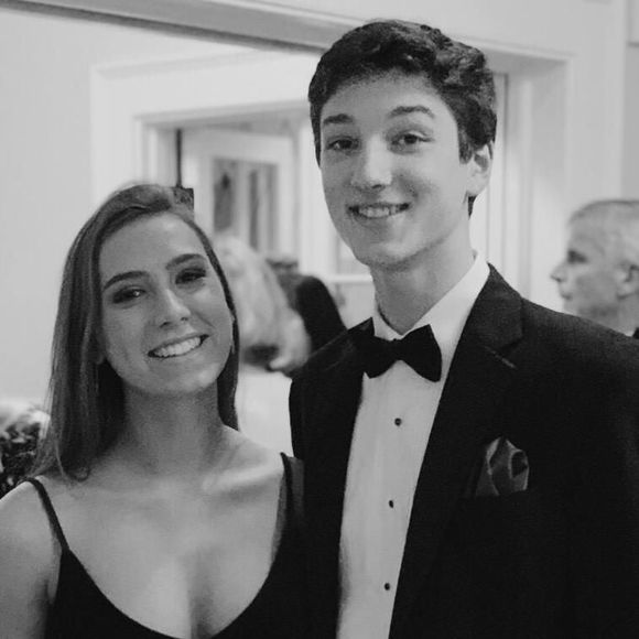 Meet your Posher, Cate - Picture 1 of 1